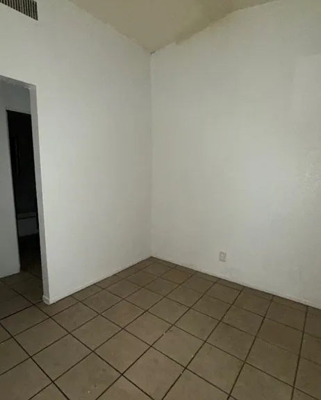 521 N Decatur Blvd #B — Photo 3