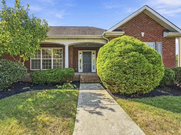1626 Singletree Ln, Knoxville, TN 37922