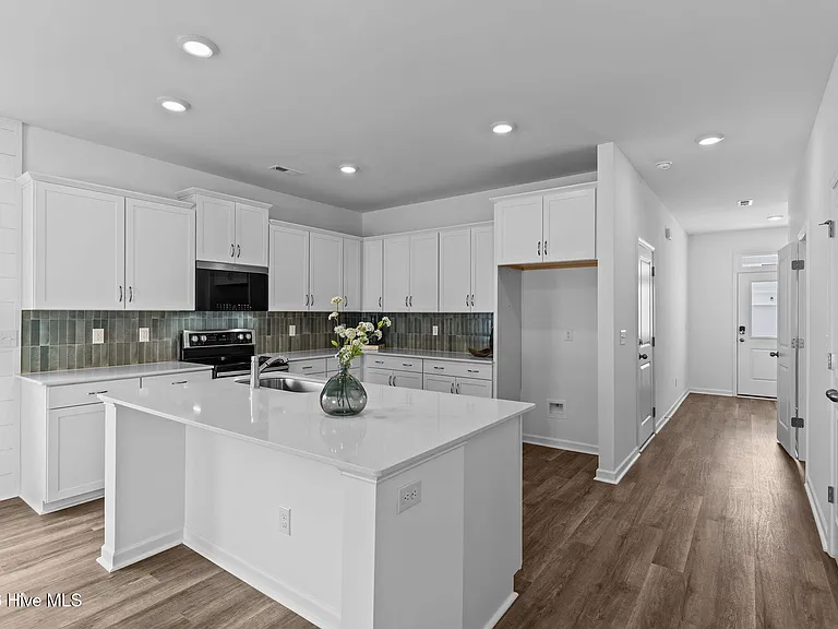 7149 Fisk Dr #53 — Photo 2