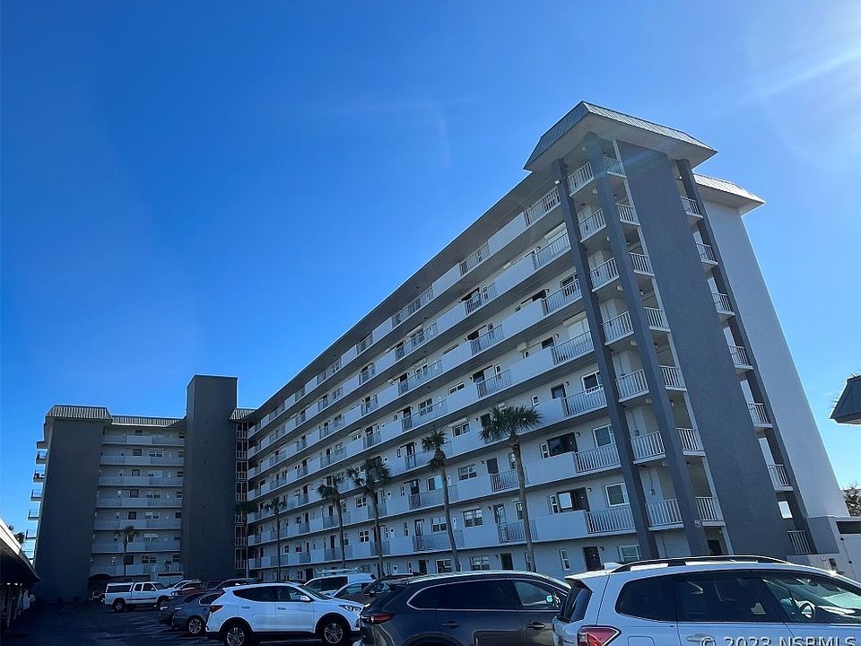 1st image of 101 N Riverside Dr APT 507