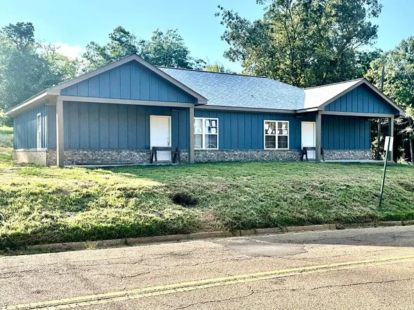 2270 N 1st Ave, Laurel, MS 39440
