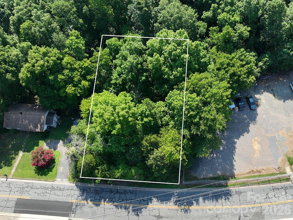 1st image of 52 Palaside Dr NE