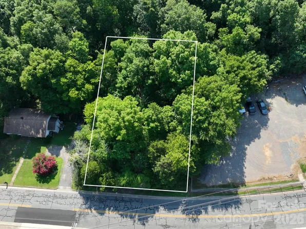 52 Palaside Dr NE, Concord, NC 28025