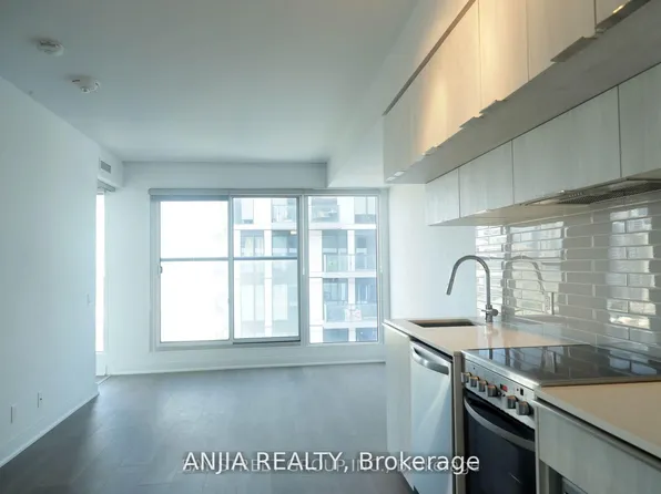 181 Dundas St E, Toronto, ON