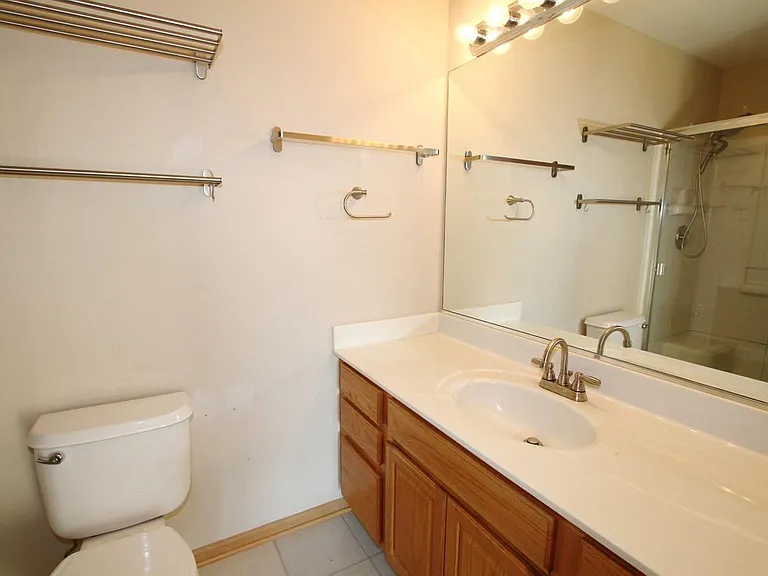 3162 Cambria Ct — Photo 14