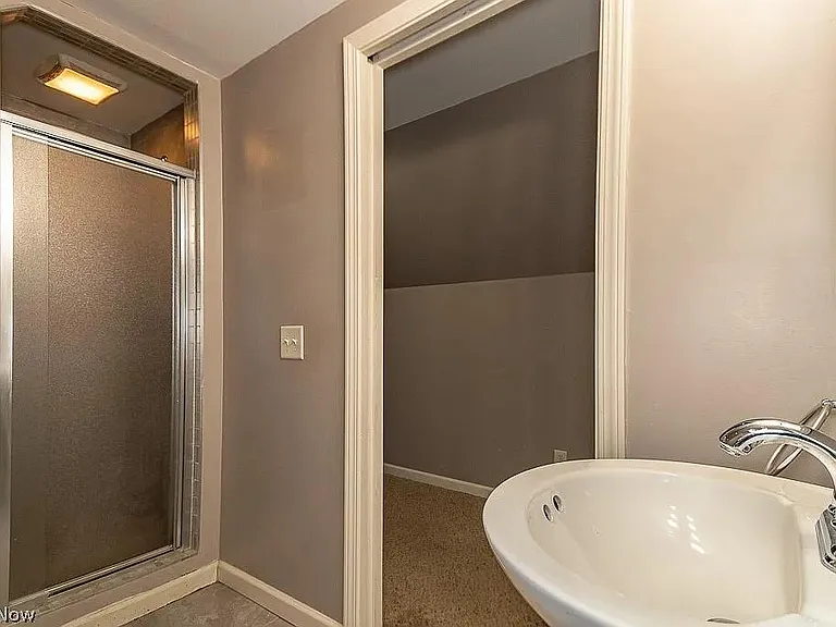 5601 Stickney Ave #UP — Photo 12