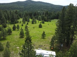 13 Miners Ridge Rd, Oroville, WA 98844