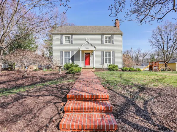 1307 Randle St, Edwardsville, IL 62025