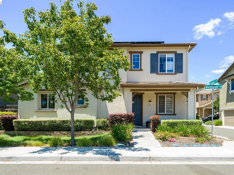 339 Emory Ct — Photo 1