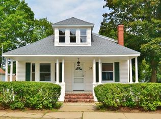 37 Elm St, Methuen, MA 01844