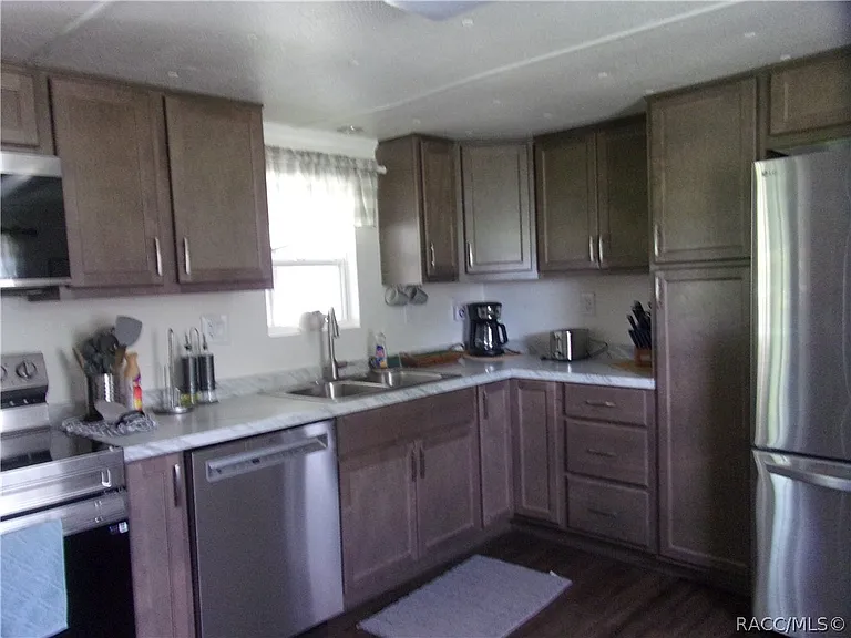 8825 W Arber Ct — Photo 6