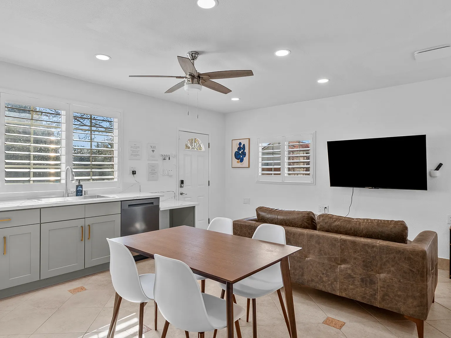 5659 W Avenue L6 — Photo 4