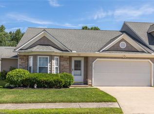 768 Rivers Edge Ln #65, Painesville, OH 44077