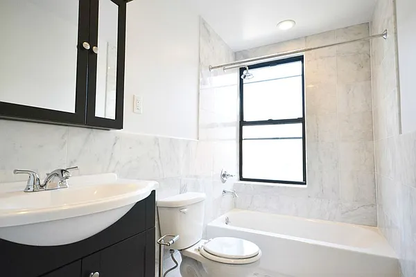 Rented by Bold New York | media 5