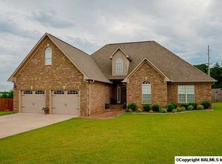 12537 Jesse Ln, Athens, AL 35613