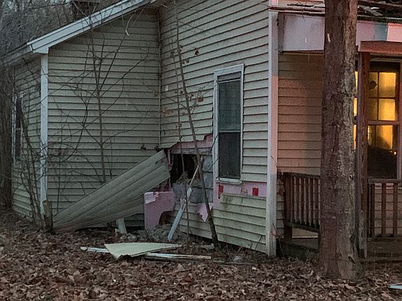 2nd image of 26 Lake Ave