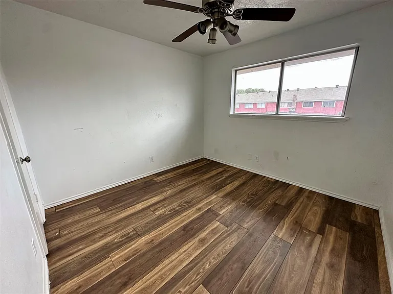 13517 Castilian Dr #1 — Photo 12