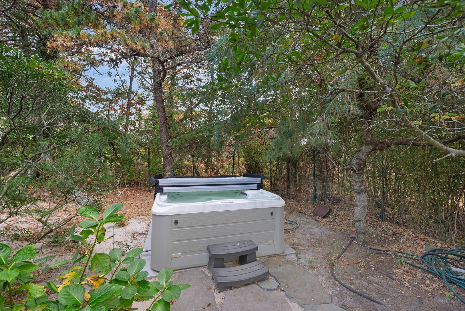  New Hot Tub