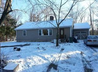 112 Longdale Rd, Mahopac, NY 10541