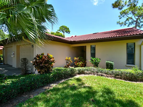 3672 Yellow Pine Ct, Sarasota, FL 34238