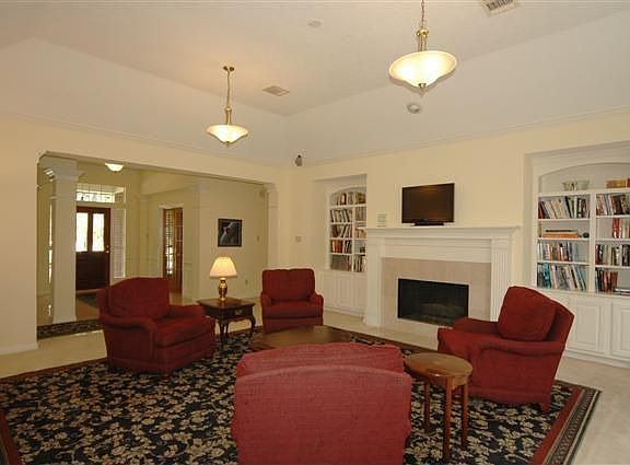 3rd image of 11814 Lone Hickory Ct