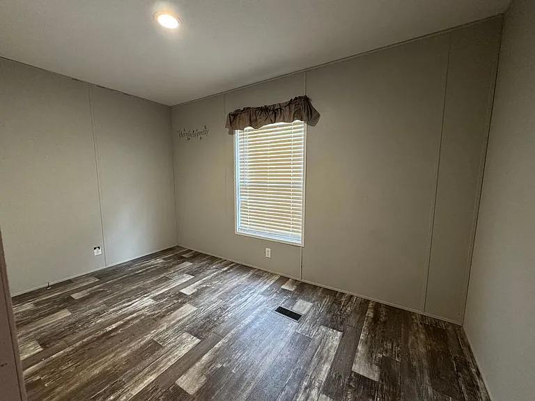 2680 Wynn Rd — Photo 8