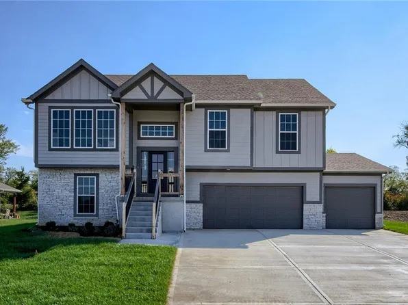 1606 Mulberry St, Pleasant Hill, MO 64080