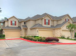 904 Springoak Ct, Euless, TX 76039