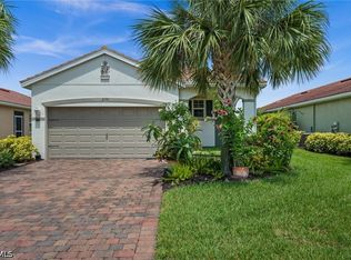 2190 Summersweet Dr, Alva, FL 33920