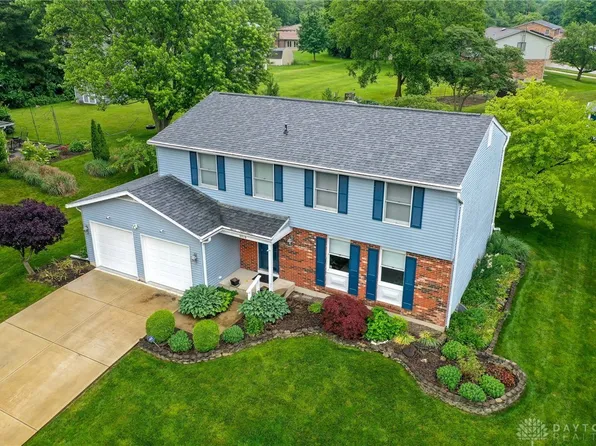4479 E Helenwood Dr, Dayton, OH 45431