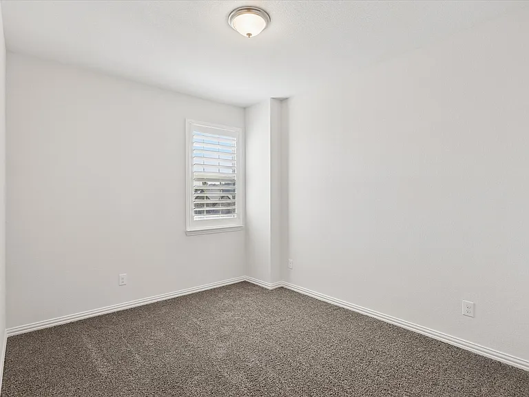 5805 Canyon Oaks Ln — Photo 21