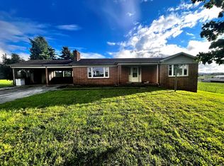 130 Skyview Dr, Fancy Gap, VA 24328