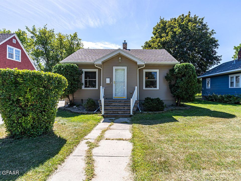 1st image of 215 Seward Ave