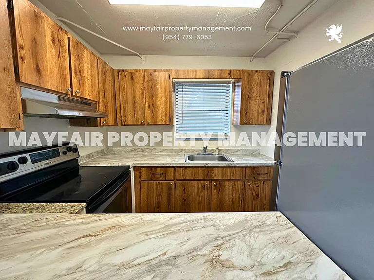 928 S Federal Hwy #17 — Photo 3