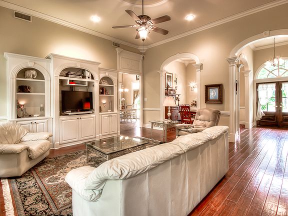 5th image of 5033 Willow Chase Dr