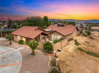 19391 Seneca Rd, Apple Valley, CA 92307