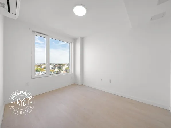 1499 Bedford Avenue image 7 of 35