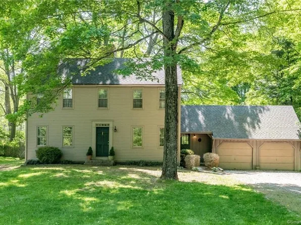 46 Dennison Road, Essex, CT 06426