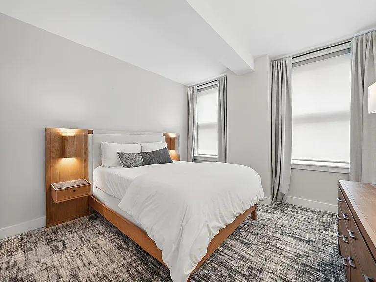 314 N Broadway Ave #806 — Photo 3