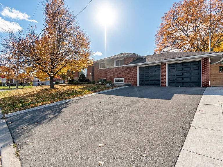 71 Daleside Cres #BASEMENT — Photo 2