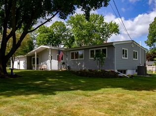 32 Thayer Dr, Tinton Falls, NJ 07724