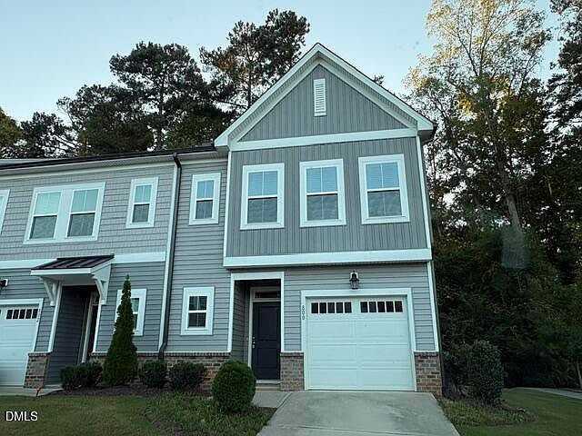 1st image of 800 Star Ridge Dr