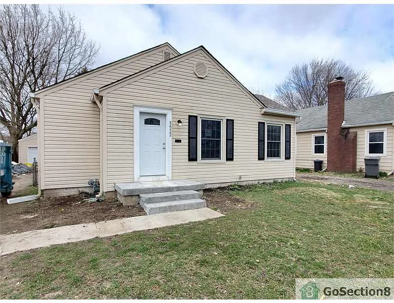 3522 N Grant Ave photo 1