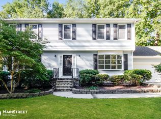 1607 Whites Mill Rd, High Point, NC 27265