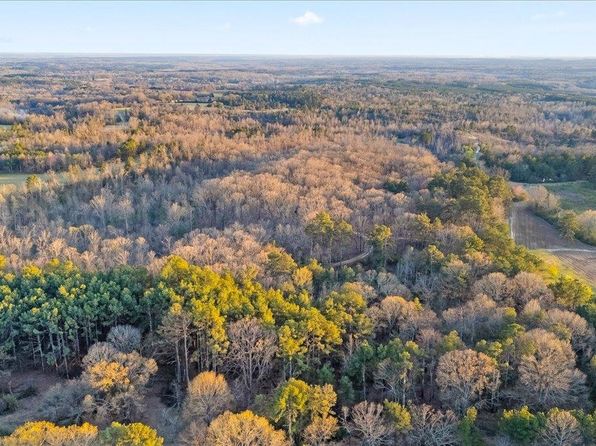 1764 Higdon Rd, Holly Springs, MS 38635