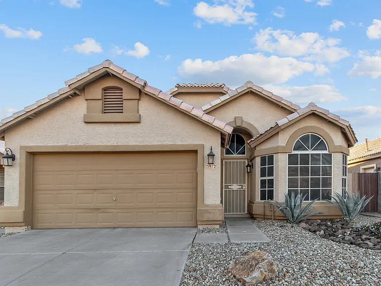 5912 S Brittany Ln — Photo 1