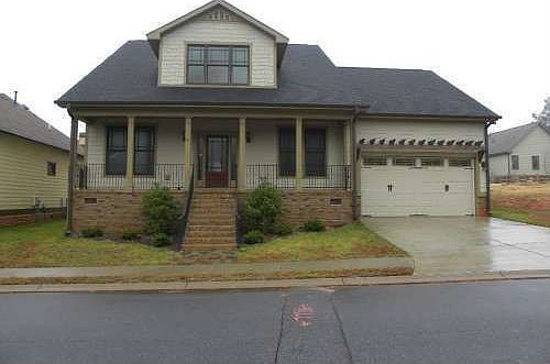 2nd image of 9 Verona Cir