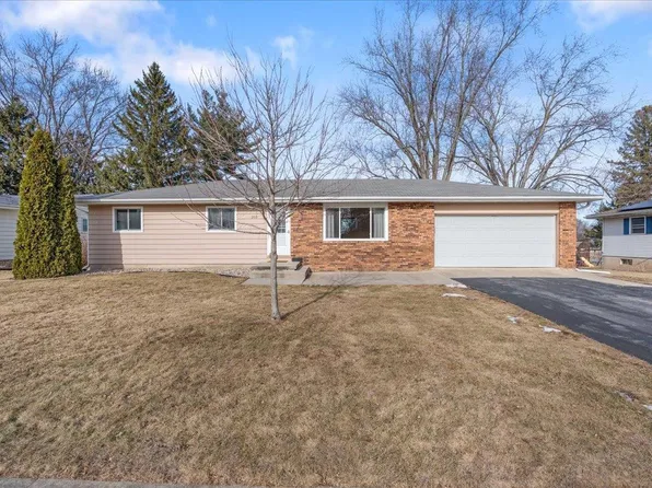 201 East Netherwood Street, Oregon, WI 53575