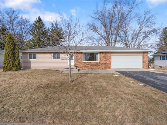 201 East Netherwood Street, Oregon, WI 53575