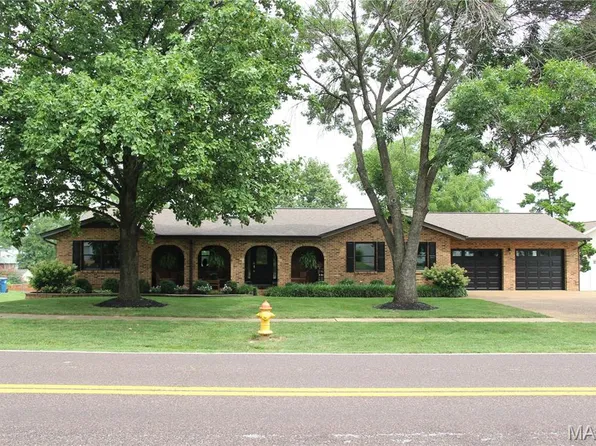 7001 Weber Rd, Saint Louis, MO 63123